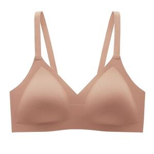 UNDERSTANCE Light 'n Free Wireless Demi T-Shirt Bra 32A/B/C in latte. New